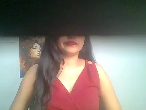 Snapshot of Naina_gf chatting on 10.15.25 Naina gf online show from 10.15.25