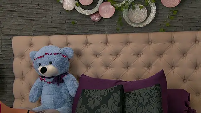 Snapshot of VannyFoxx chatting on 03.04.26 VannyFoxx online show from 03.04.26