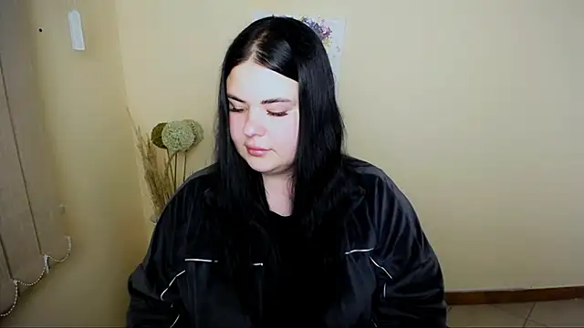  Trisha li online show from 10.20.25