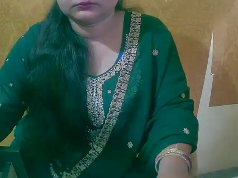 Snapshot of Saniya_K chatting on 09.23.25 Saniya K online show from 09.23.25