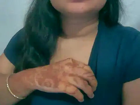 Saniya K online show from 10.29.25