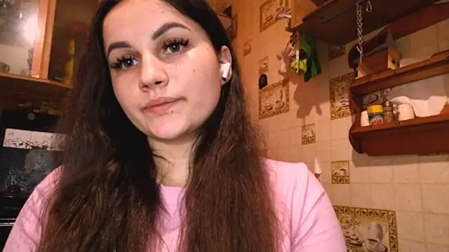 DierdreCousineau online show from 11.20.25