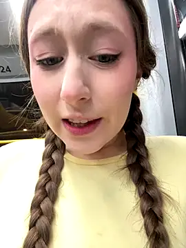 FroggyAnna online show from 11.22.25