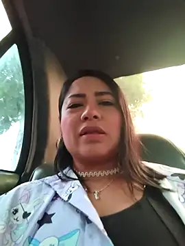 julieta evanns1 online show from 10.23.25