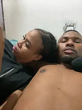 sexy-colombiana online show from 04.21.26