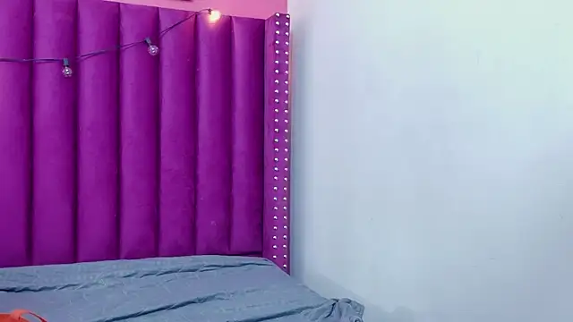 cosplaydate online show from 10.23.25