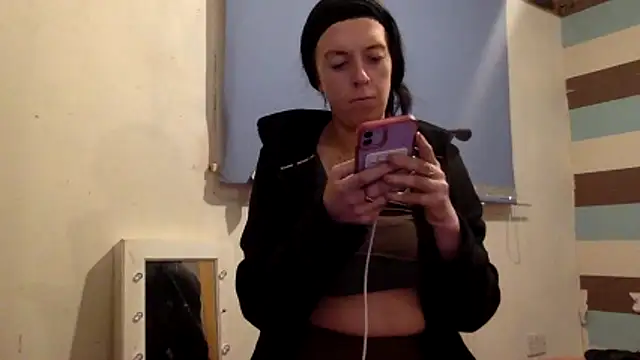 Snapshot of Bellababexox_ chatting on 12.05.25 Bellababexox online show from 12.05.25