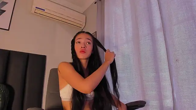 miIa bratz online show from 09.25.25