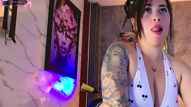 sarawolff online show from 03.26.26