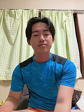 Snapshot of shoma2003 chatting on 05.18.26 shoma2003 online show from 05.18.26