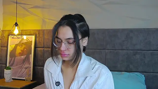 VioletAsh online show from 02.02.26