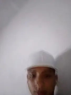 Snapshot of ElNino_1005 chatting on 10.10.25 ElNino 1005 online show from 10.10.25