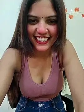 Snapshot of sexy_lips99 chatting on 10.14.25 sexy lips99 online show from 10.14.25
