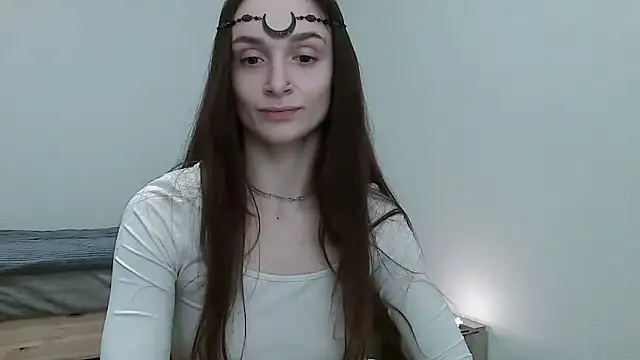   Leyla   online show from 11.29.25