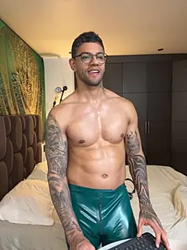 Tomy maylon online show from 11.26.25