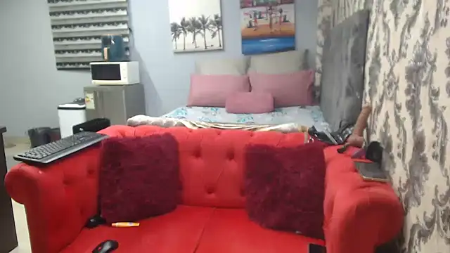 Snapshot of SweetPortableAmber chatting on 05.27.26 SweetPortableAmber online show from 05.27.26