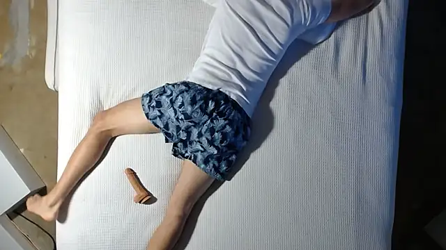 Just2Try online show from 11.22.25