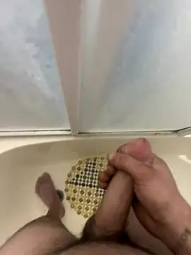 Snapshot of Bekooviva2 chatting on 12.18.25 Bekooviva2 online show from 12.18.25