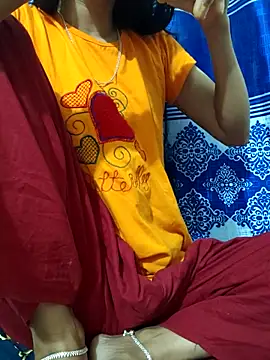 maya-Couple19 online show from 11.18.25