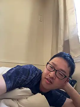 Snapshot of shin0689 chatting on 05.04.26 shin0689 online show from 05.04.26