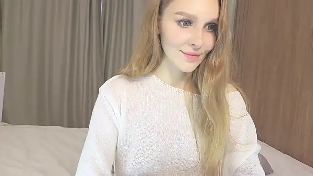 Snapshot of Brigitte_Bardot chatting on 09.30.25 Brigitte Bardot online show from 09.30.25