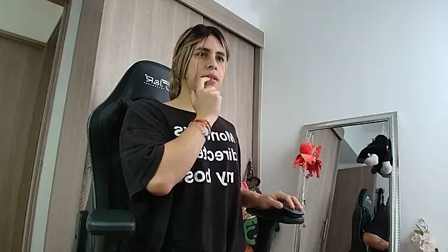 brunothompson3 online show from 09.16.25