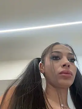 Bella Vixen  online show from 09.28.25