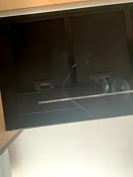 Bella Vixen  online show from 11.25.25