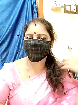 Snapshot of sushma26 chatting on 01.06.26 sushma26 online show from 01.06.26