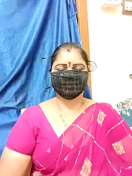 Snapshot of sushma26 chatting on 01.18.26 sushma26 online show from 01.18.26