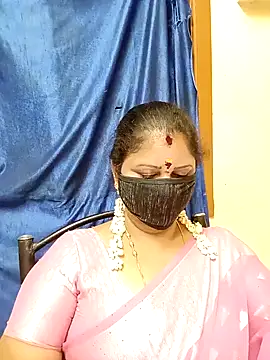 Snapshot of sushma26 chatting on 02.17.26 sushma26 online show from 02.17.26