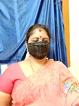 Snapshot of sushma26 chatting on 03.03.26 sushma26 online show from 03.03.26