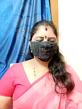Snapshot of sushma26 chatting on 03.25.26 sushma26 online show from 03.25.26