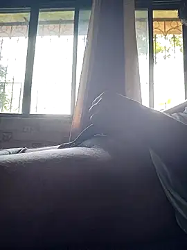 Snapshot of yournaughtysam chatting on 10.11.25 yournaughtysam online show from 10.11.25