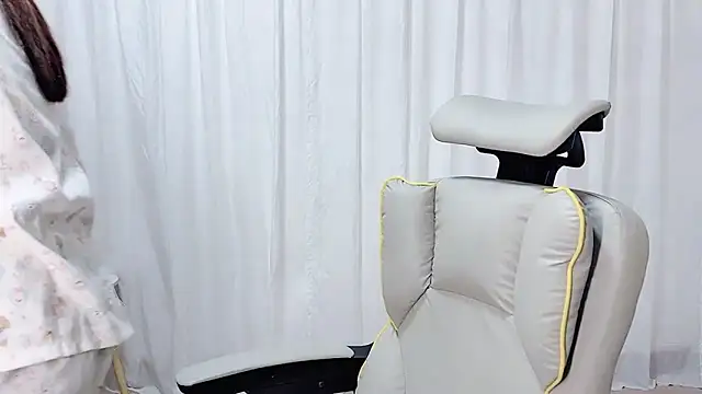 Dec-7758 online show from 10.27.25