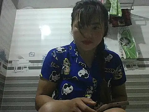 Snapshot of Lee_coope chatting on 09.18.25 Lee coope online show from 09.18.25