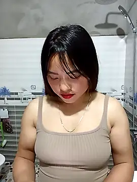 Snapshot of Lee_coope chatting on 10.14.25 Lee coope online show from 10.14.25