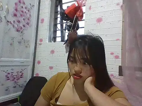 Snapshot of Lee_coope chatting on 11.30.25 Lee coope online show from 11.30.25