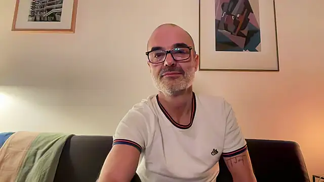 Milkywaymen online show from 01.05.26