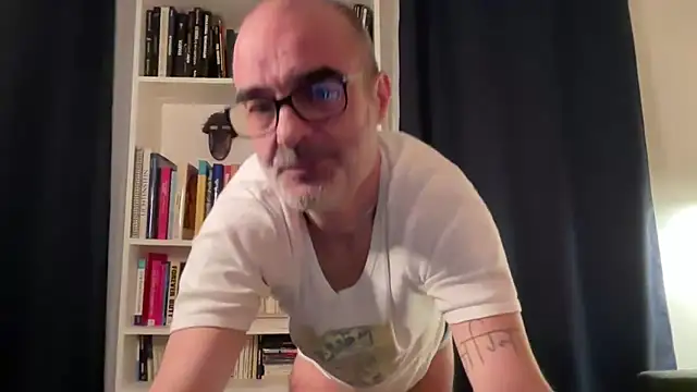 Milkywaymen online show from 04.24.26