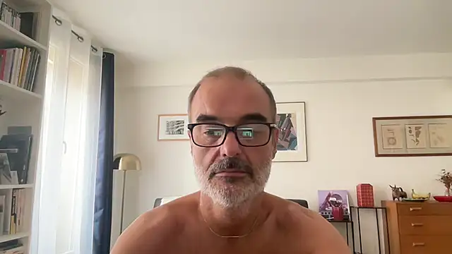 Snapshot of Milkywaymen chatting on 07.17.26 Milkywaymen online show from 07.17.26