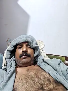 vardh033 online show from 11.11.25