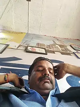 vardh033 online show from 11.18.25