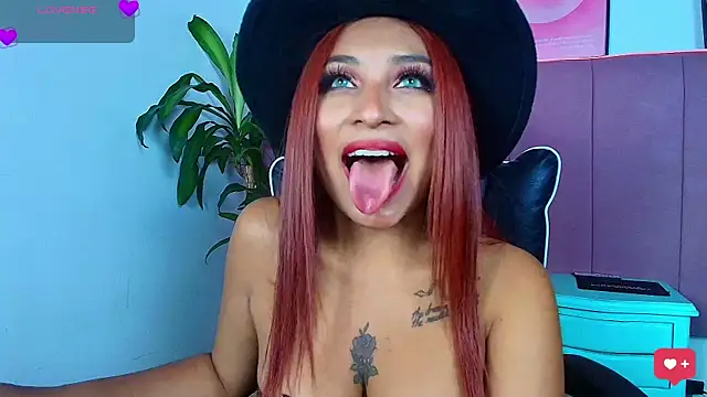 Naiaa Cruz online show from 03.05.26