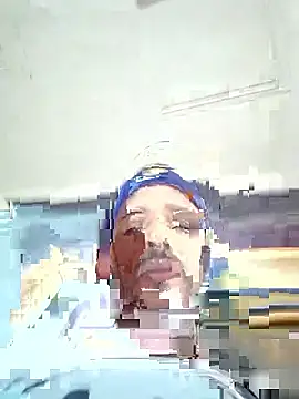 Snapshot of Danypeluche chatting on 09.20.25 Danypeluche online show from 09.20.25