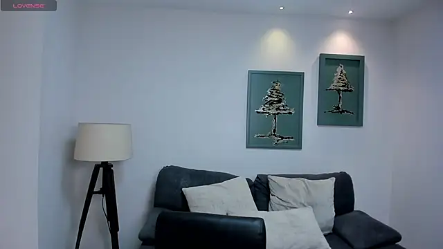 LeahNovac online show from 10.19.25