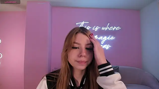 TiffannySins online show from 04.11.26