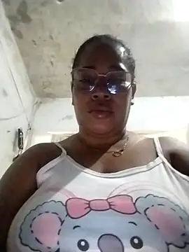 Snapshot of Big_ass_submissive chatting on 10.22.25 Big ass submissive online show from 10.22.25