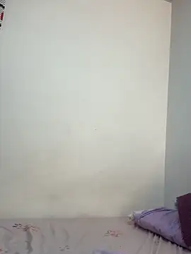 evelyn 1702 online show from 10.19.25