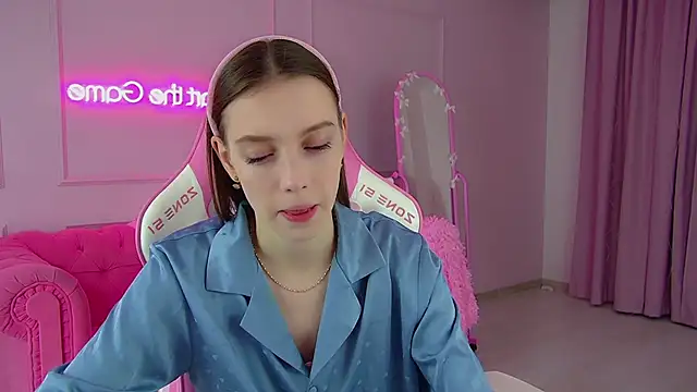 VeronicaVances online show from 01.10.26